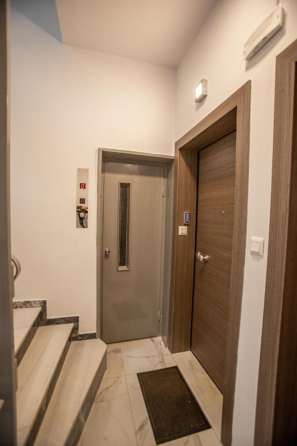 Raise Kifisias Serviced Apartments Athena Bagian luar foto