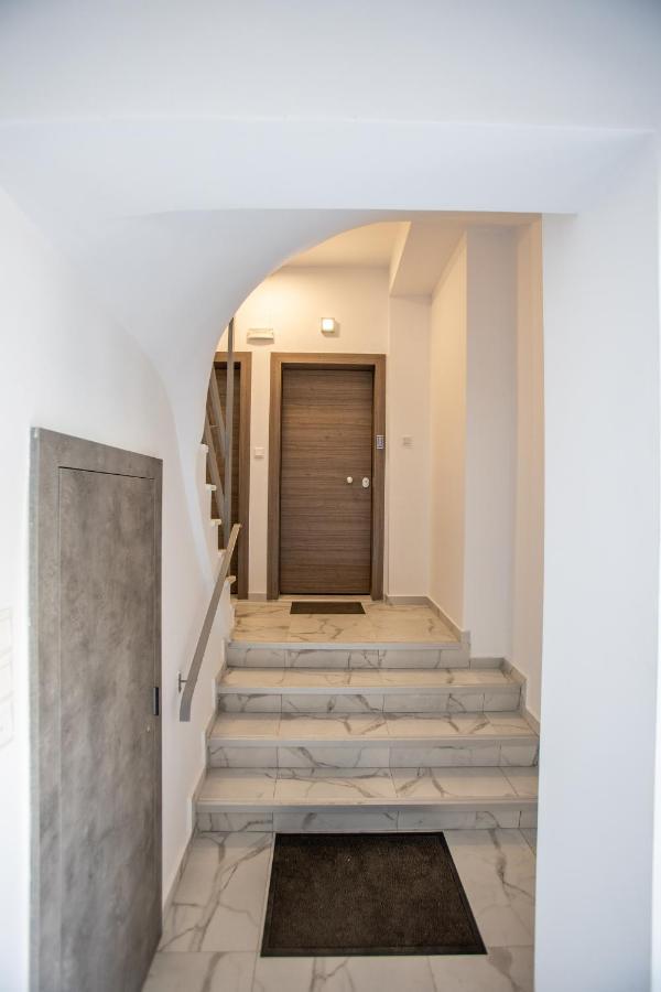 Raise Kifisias Serviced Apartments Athena Bagian luar foto