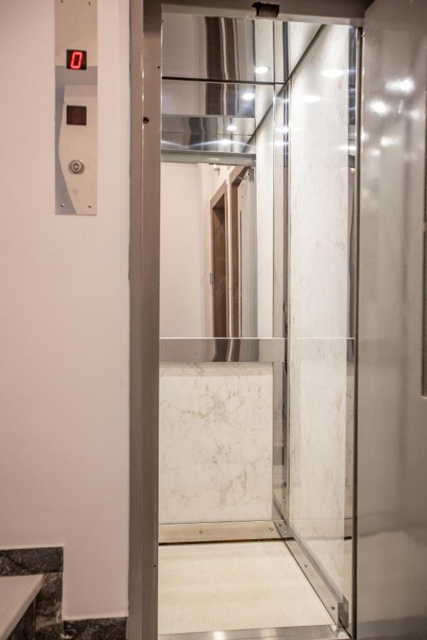 Raise Kifisias Serviced Apartments Athena Bagian luar foto